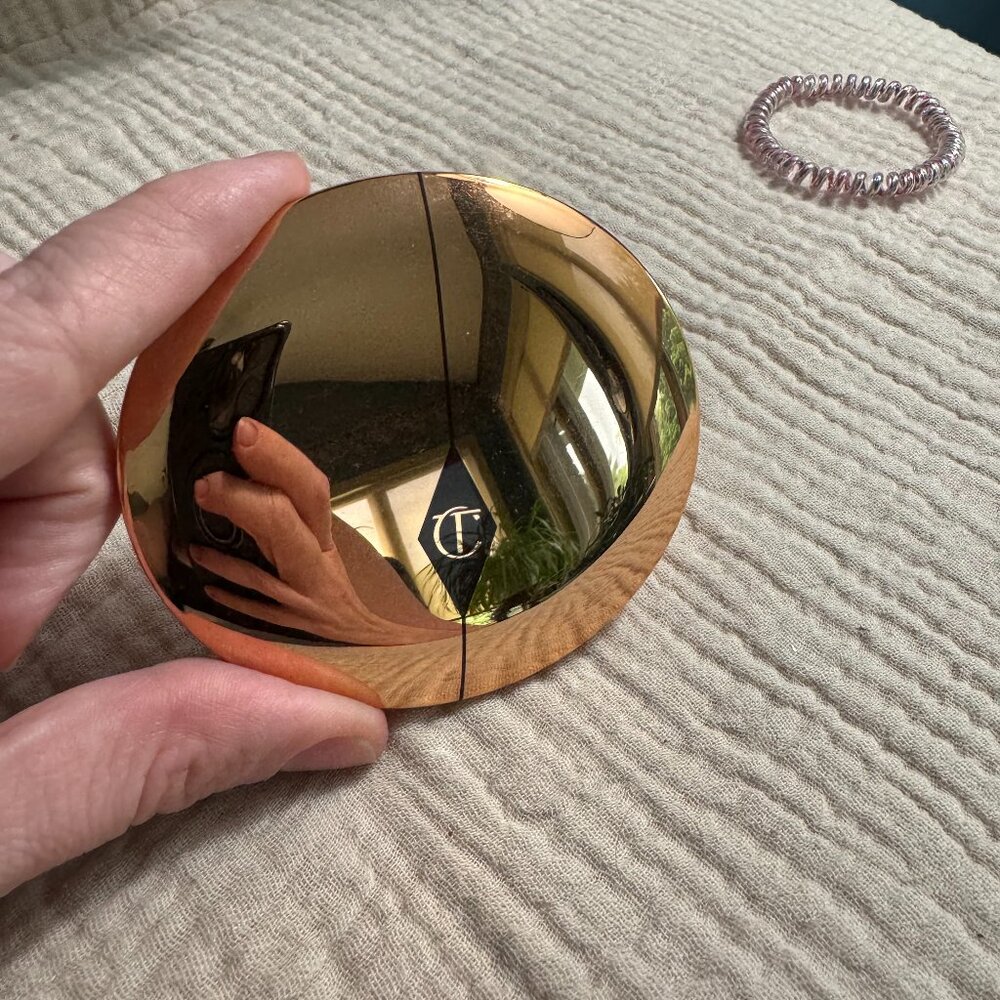 Charlotte Tilbury Airbrush Flawless Finish